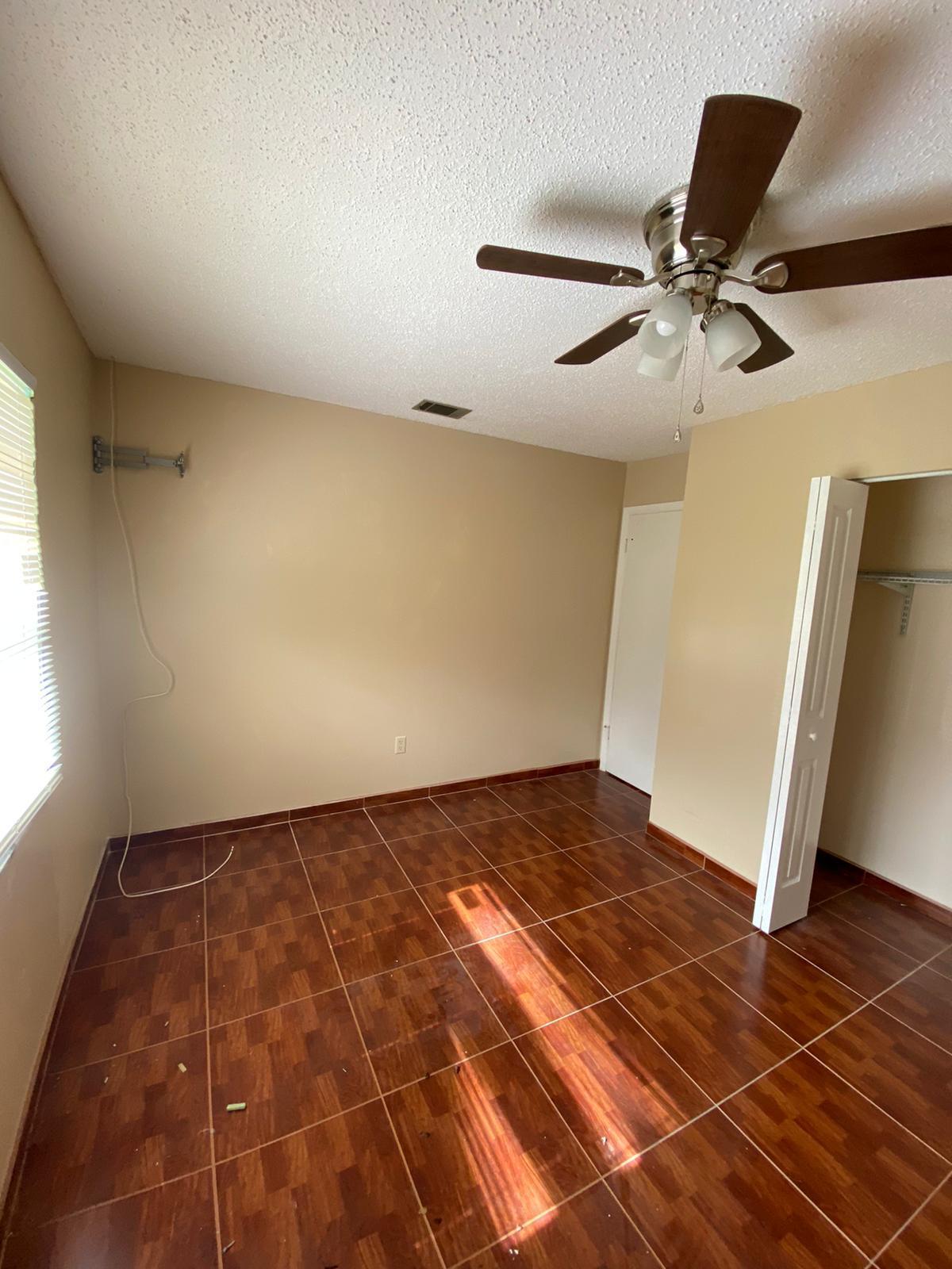 PALM BEACH COLONY SEC 2 - Residential Lease