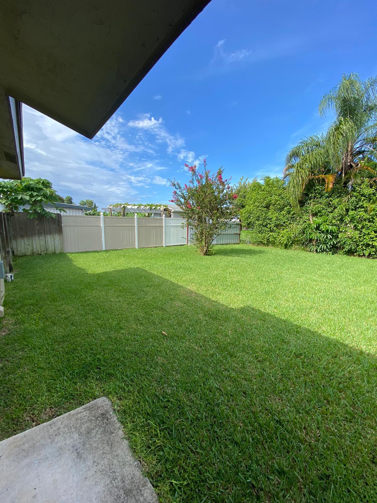 PALM BEACH COLONY SEC 2 - Residential Lease