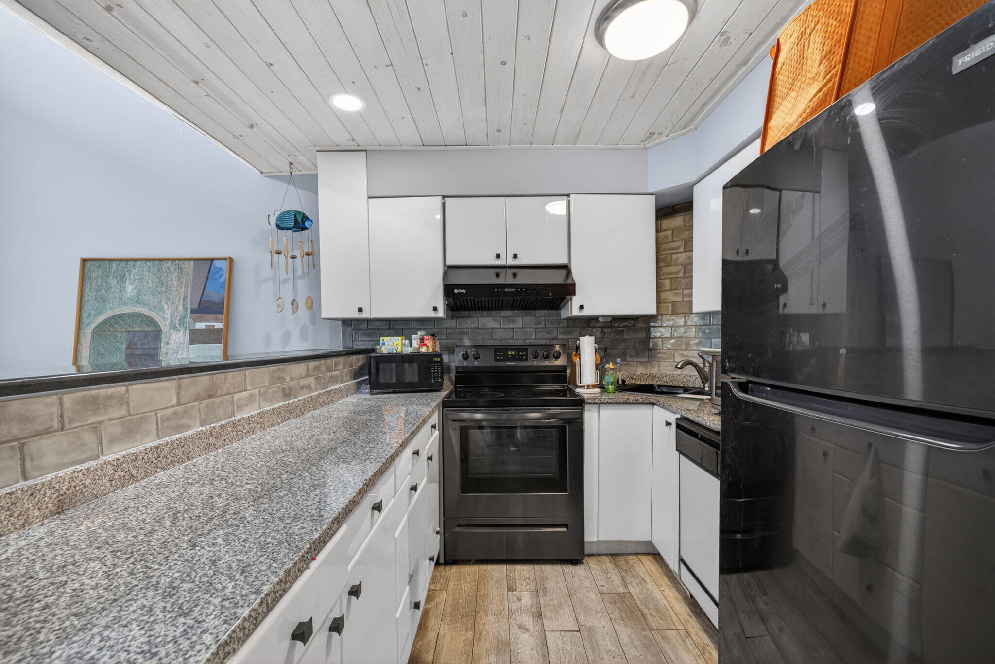 OCEAN VILLAGE - Residential