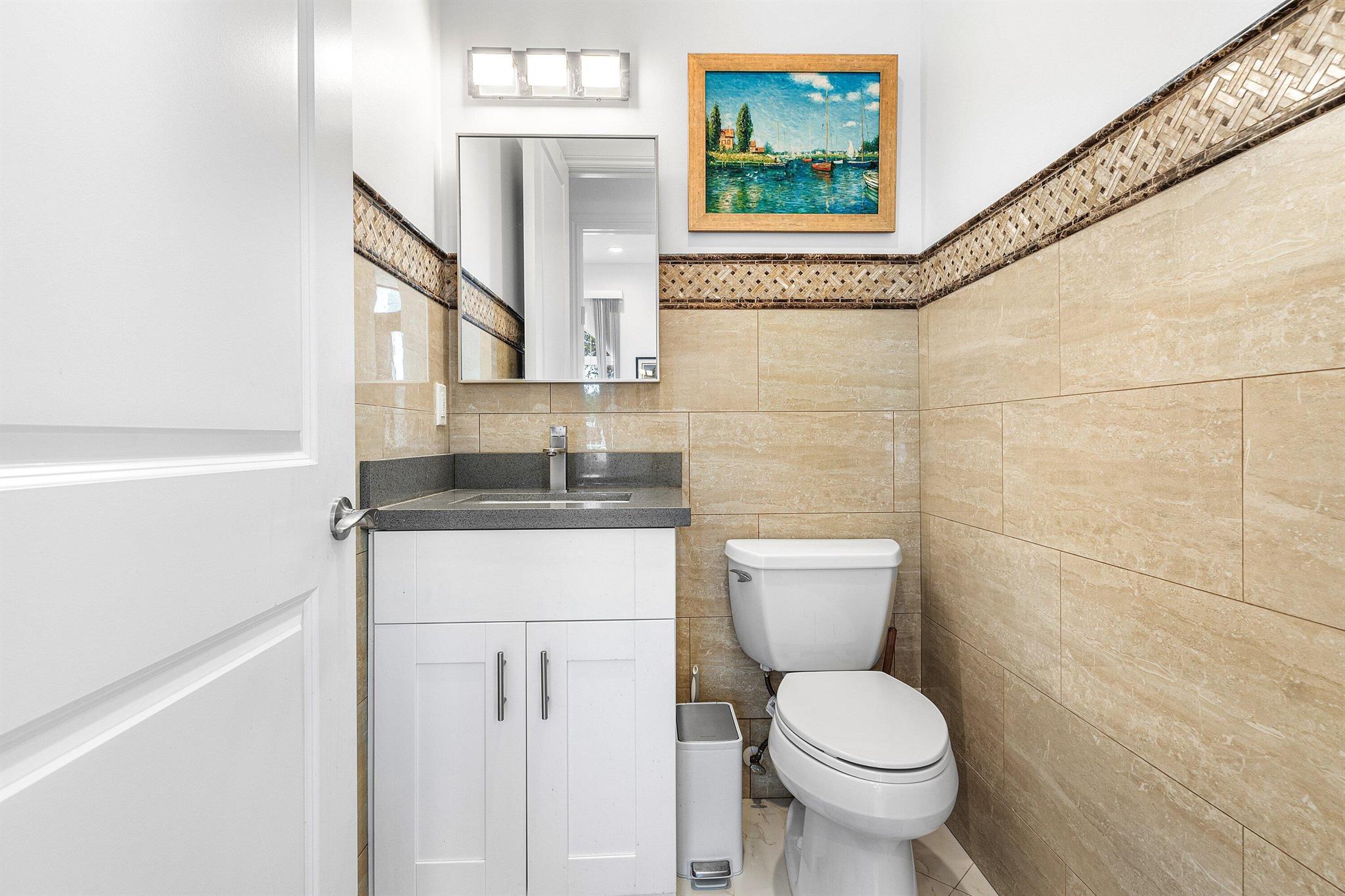 SPANISH VILLAGE - Residential