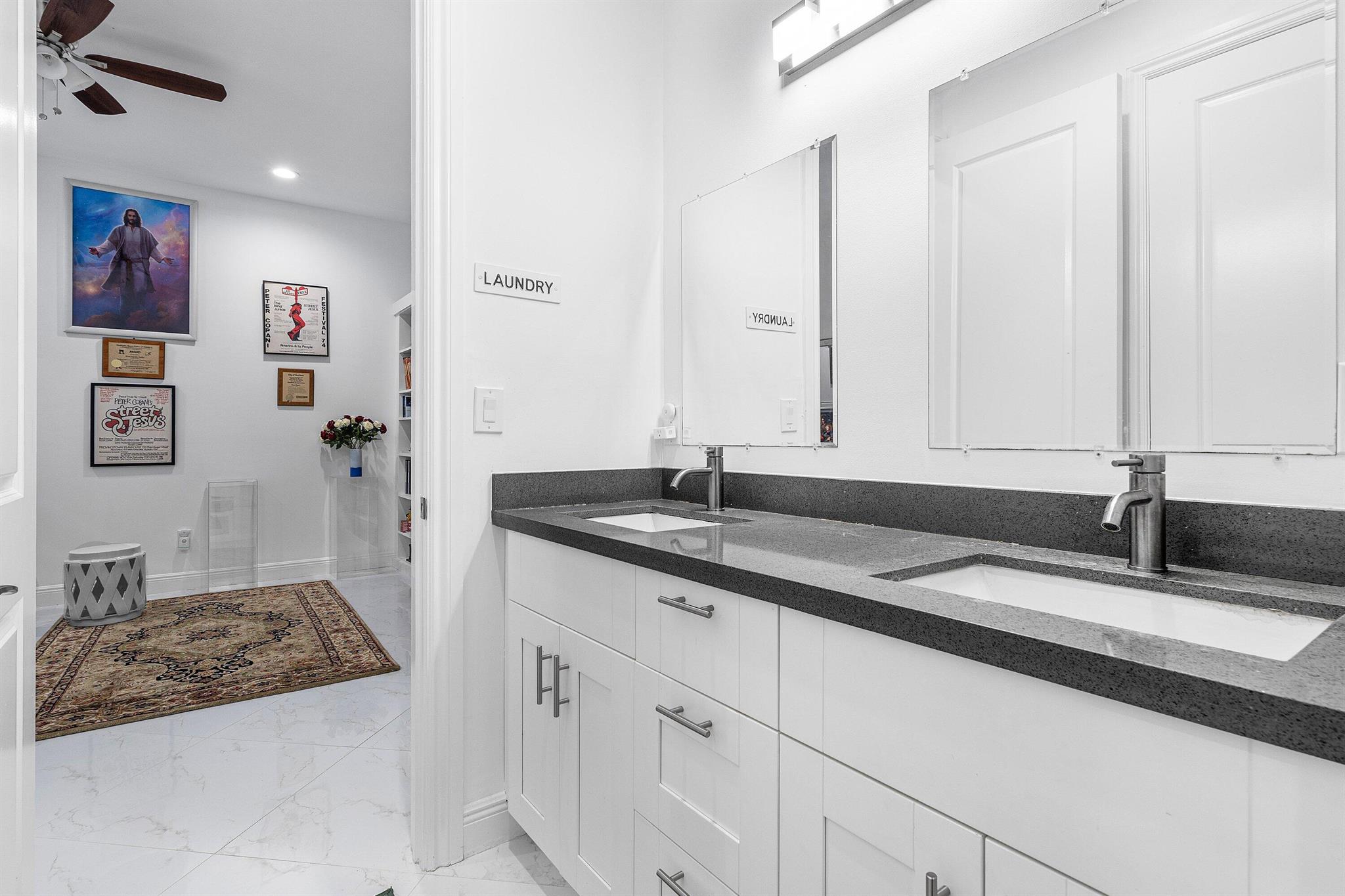 SPANISH VILLAGE - Residential