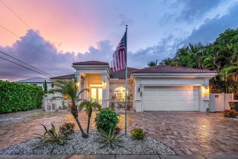 951 NW 2nd Avenue Boca Raton FL 33432