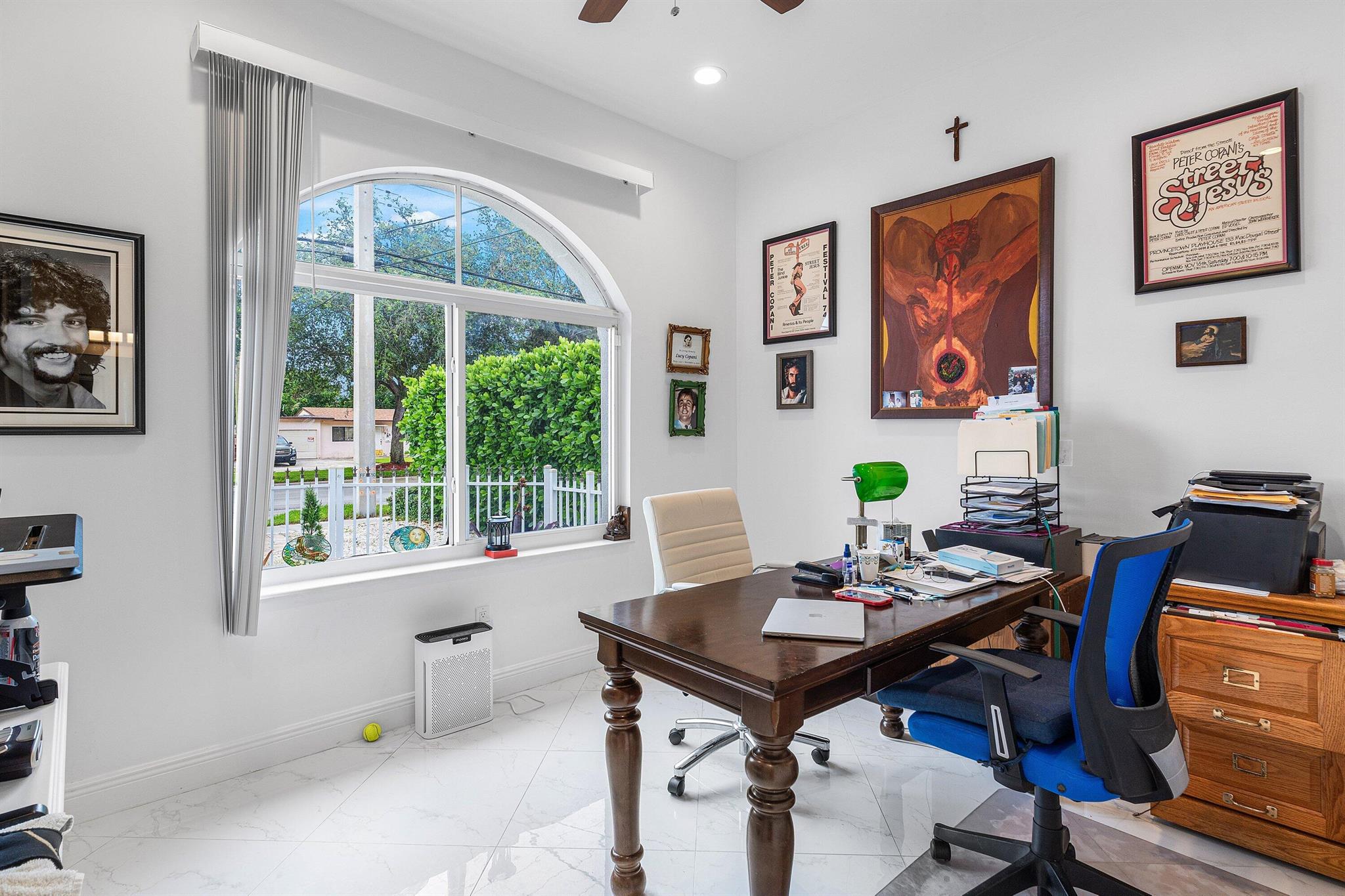 SPANISH VILLAGE - Residential