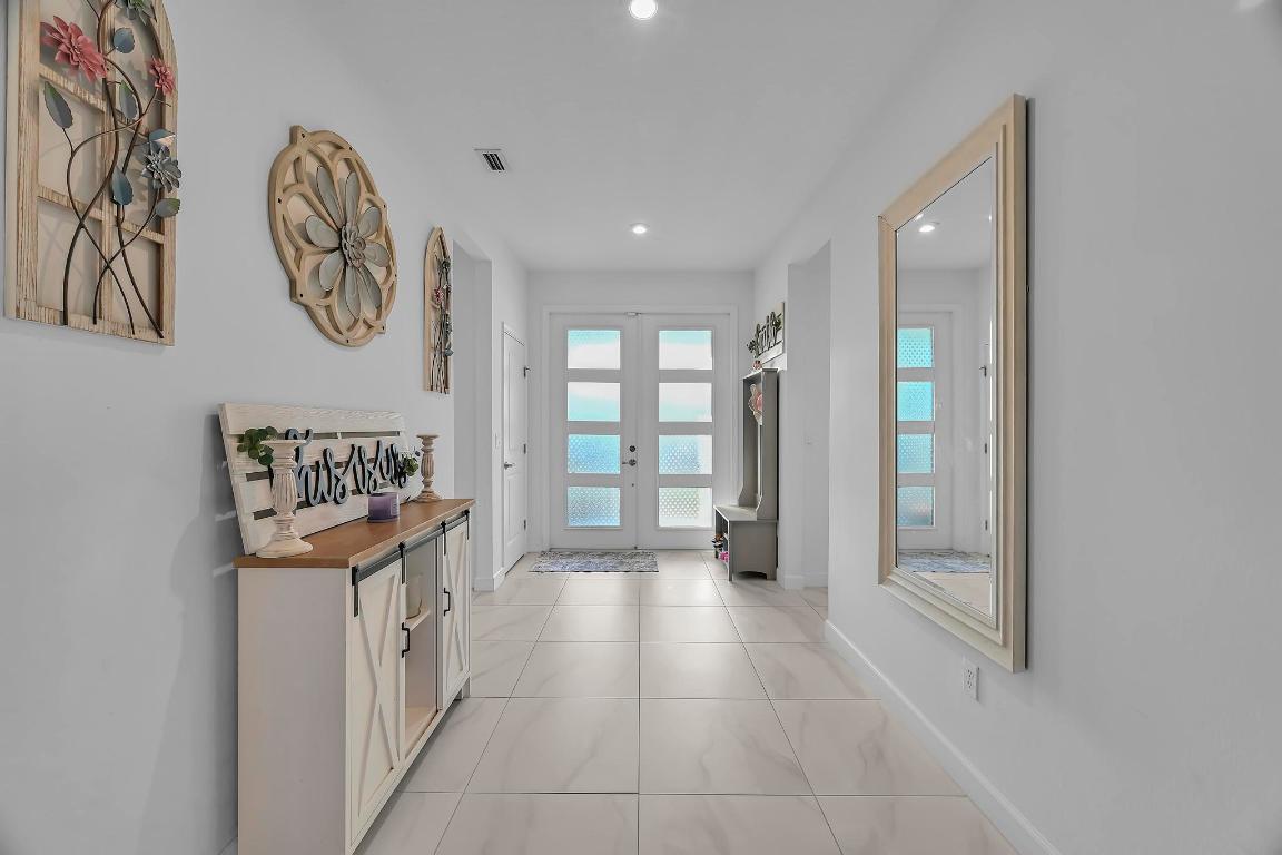 10325 SW Phineas Lane