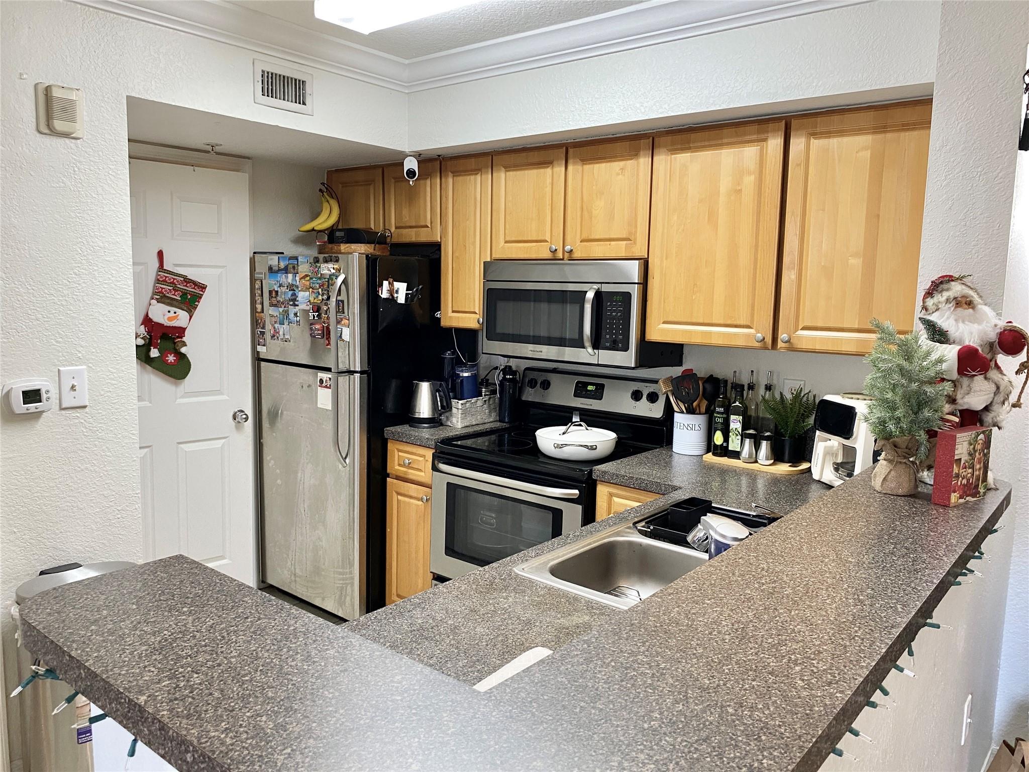 15095 MICHELANGELO BLVD 305