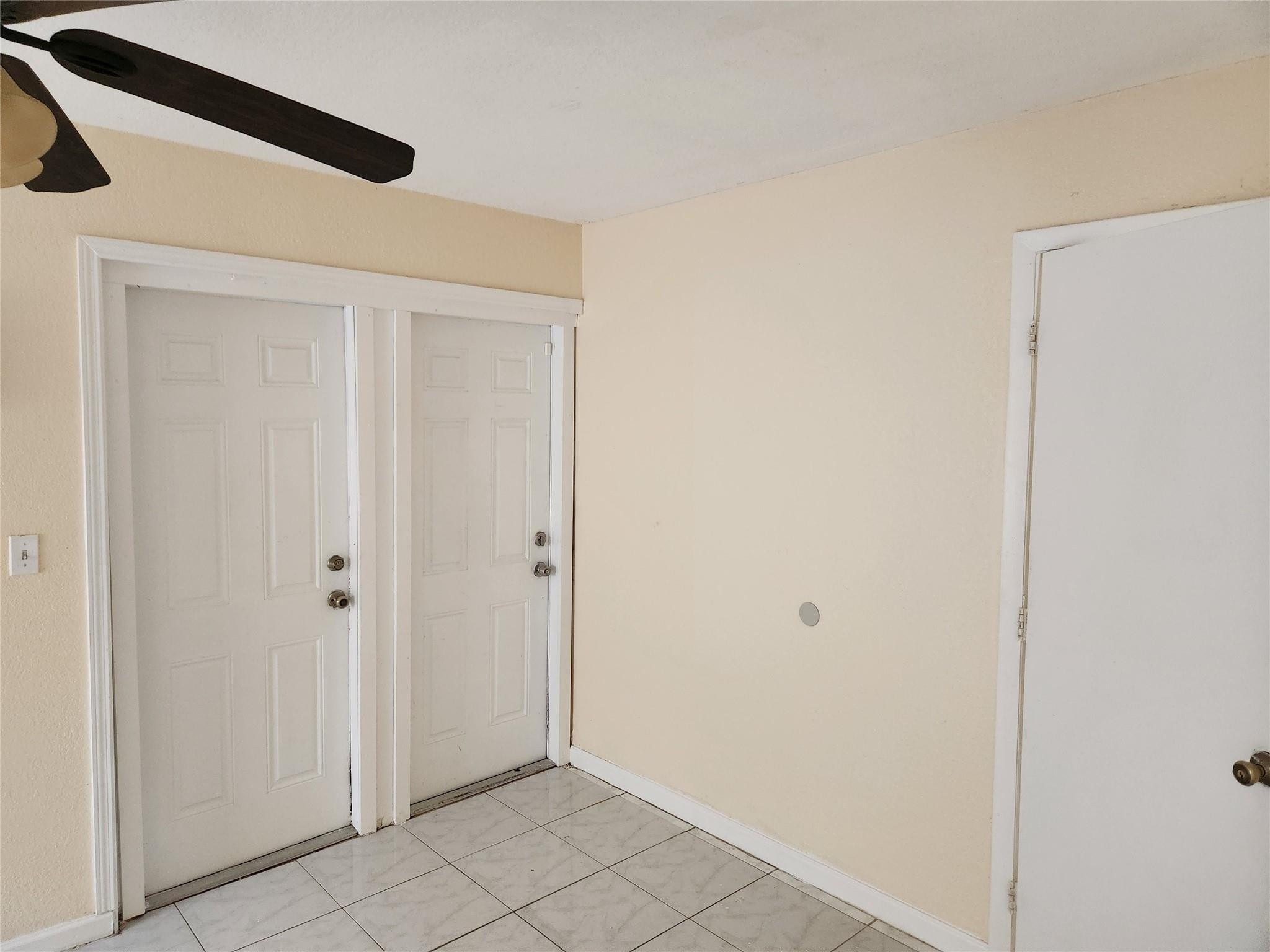 North Lauderdale Village - Residential Lease