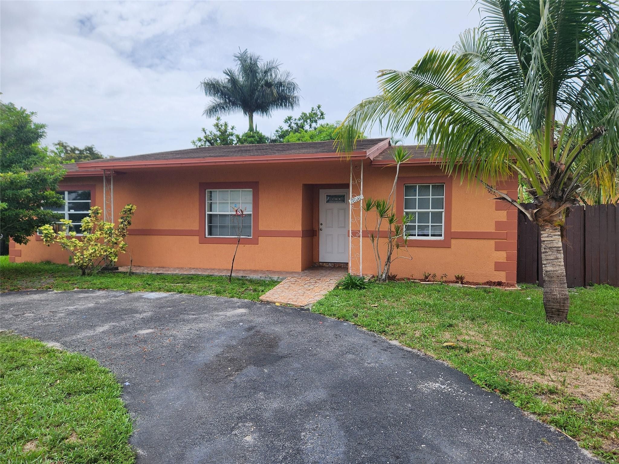 North Lauderdale Village - Residential Lease