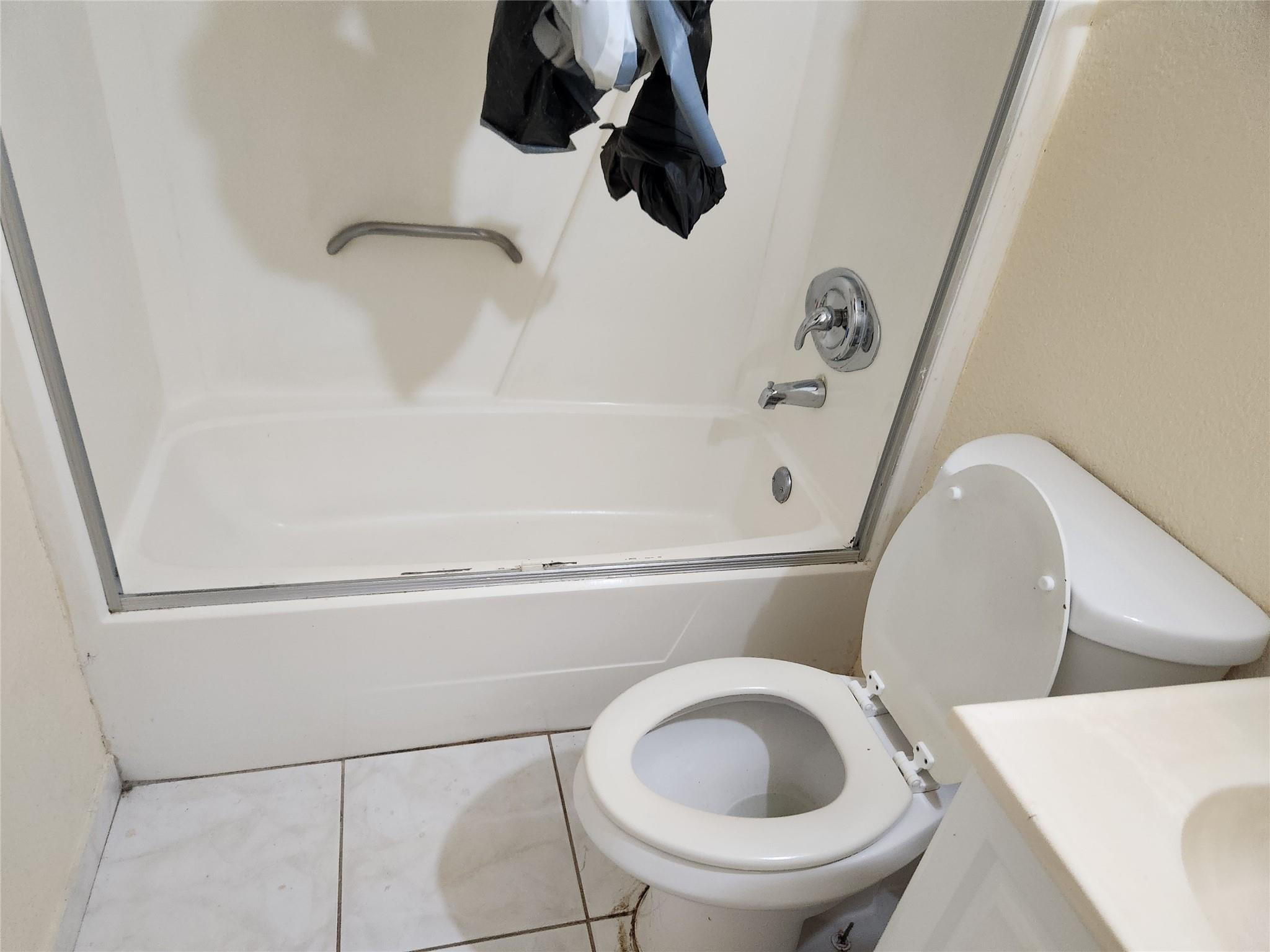 North Lauderdale Village - Residential Lease