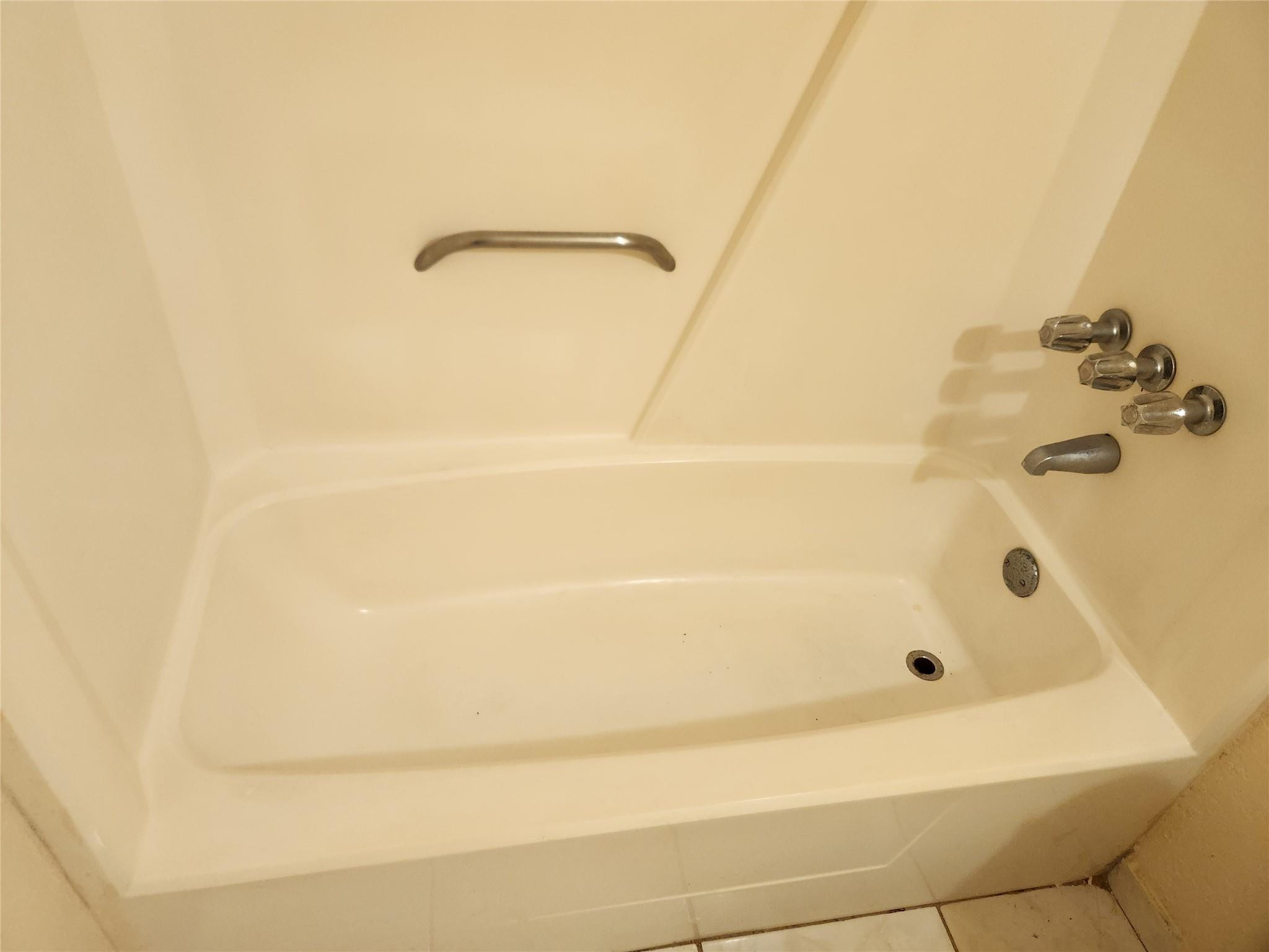 North Lauderdale Village - Residential Lease