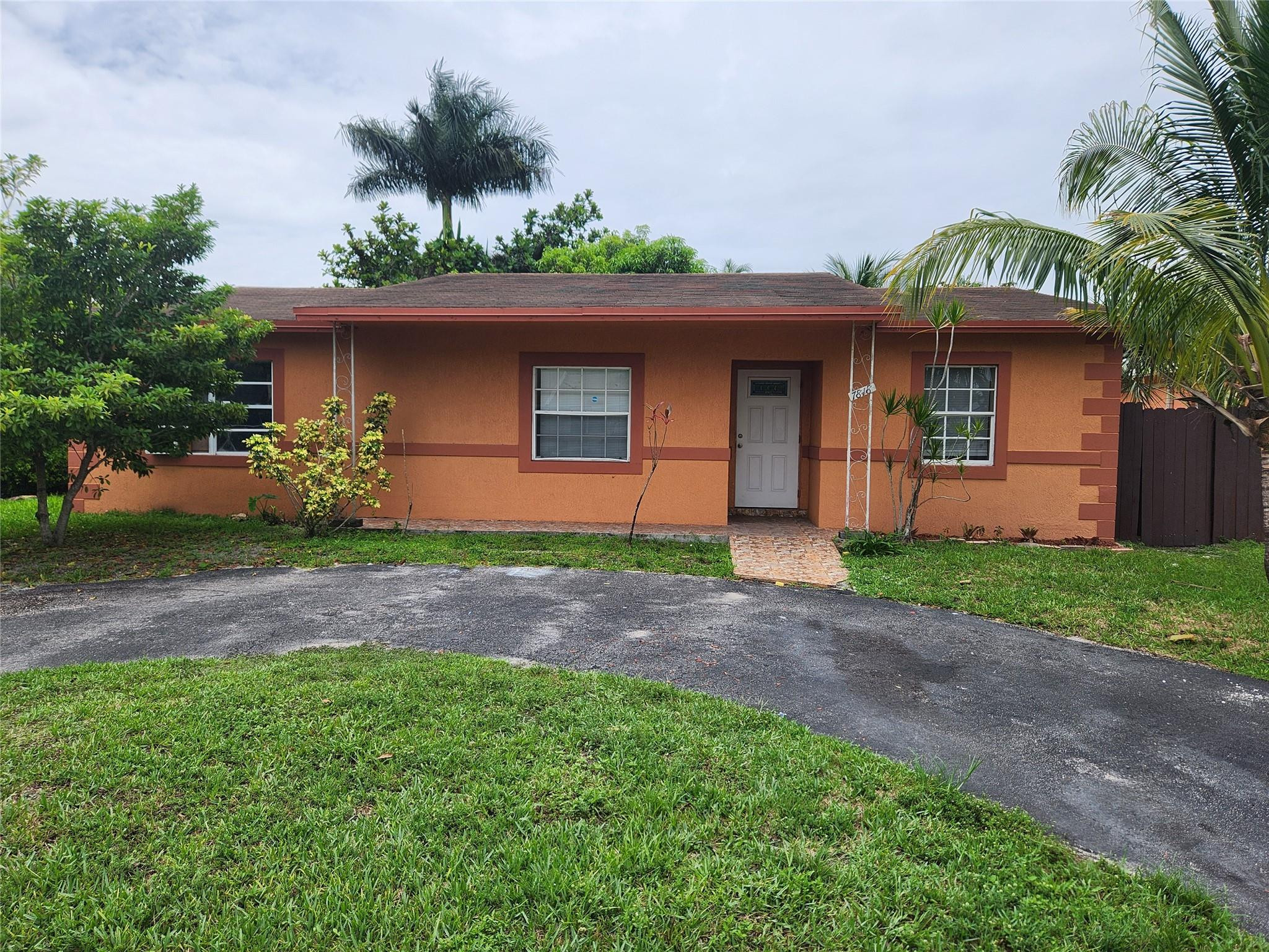 North Lauderdale Village - Residential Lease