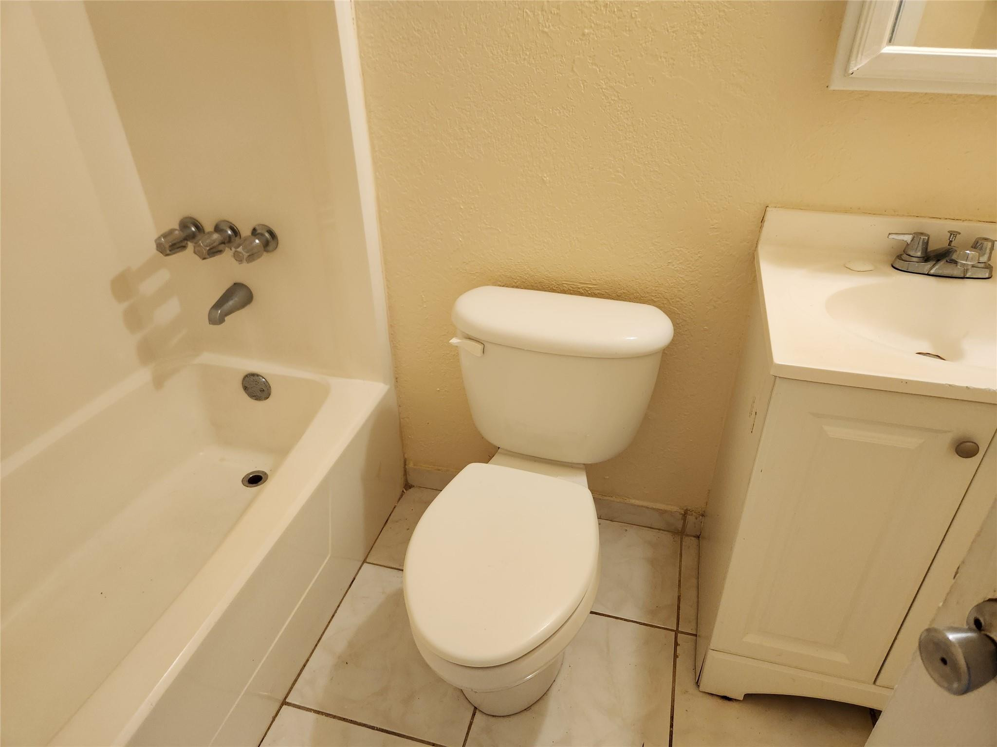 North Lauderdale Village - Residential Lease