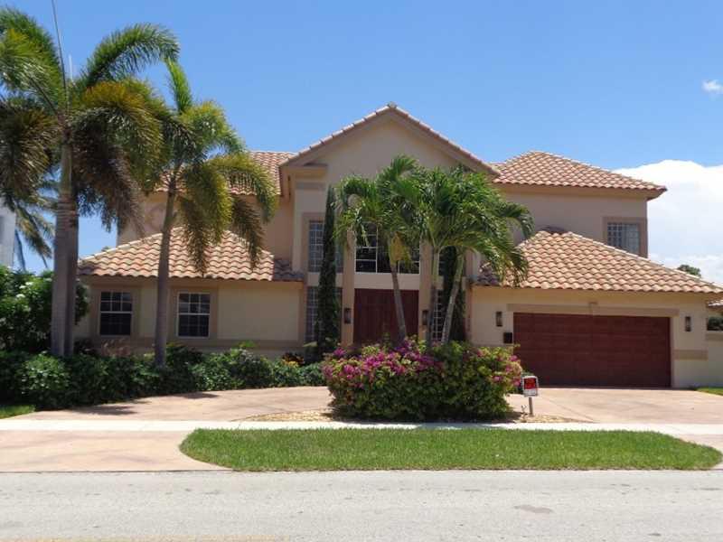 CORAL KEY VILLAS 1ST SEC - Residential