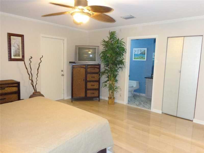 CORAL KEY VILLAS 1ST SEC - Residential