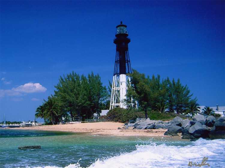 CORAL KEY VILLAS 1ST SEC - Residential