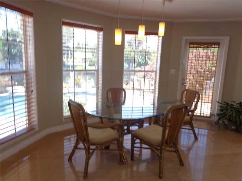 CORAL KEY VILLAS 1ST SEC - Residential