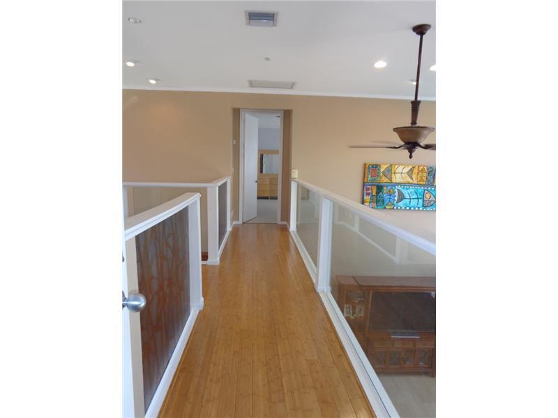 CORAL KEY VILLAS 1ST SEC - Residential