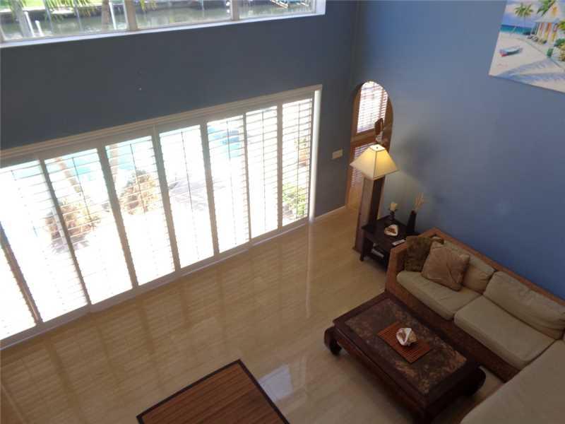 CORAL KEY VILLAS 1ST SEC - Residential