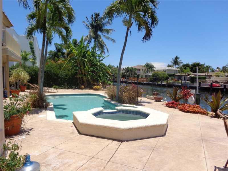 CORAL KEY VILLAS 1ST SEC - Residential