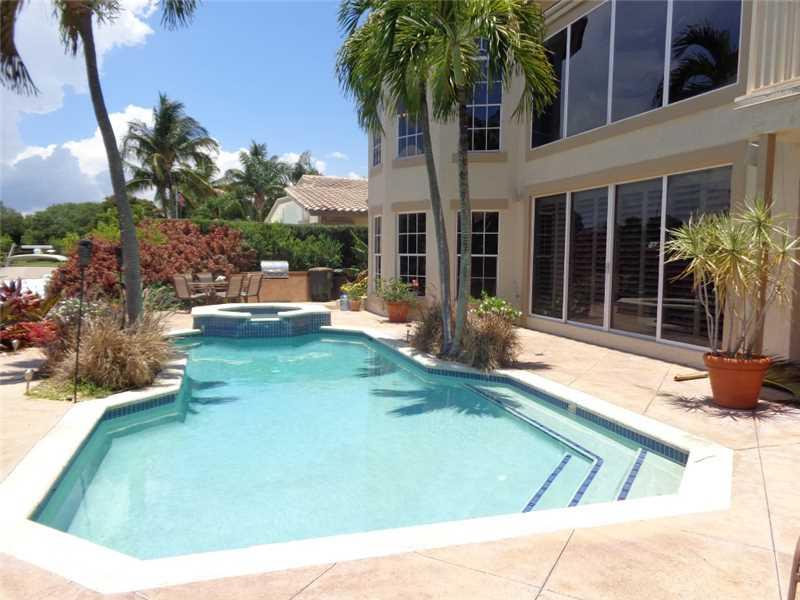 CORAL KEY VILLAS 1ST SEC - Residential