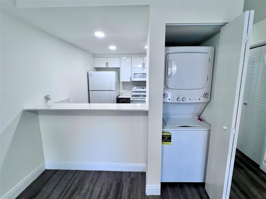 Photo of 1196 NW 40th Avenue #90-315, Lauderhill, FL 33313 (MLS # B26057095)