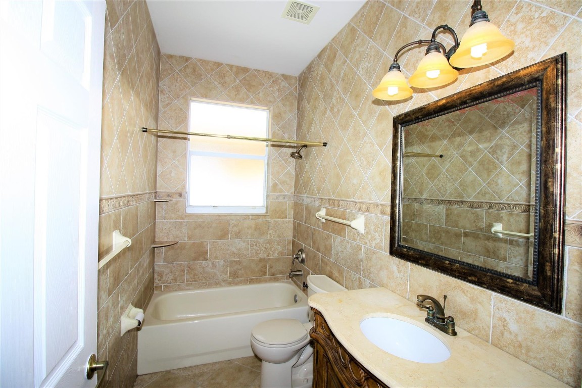 Pembroke Falls -Palm Cove - Residential Lease