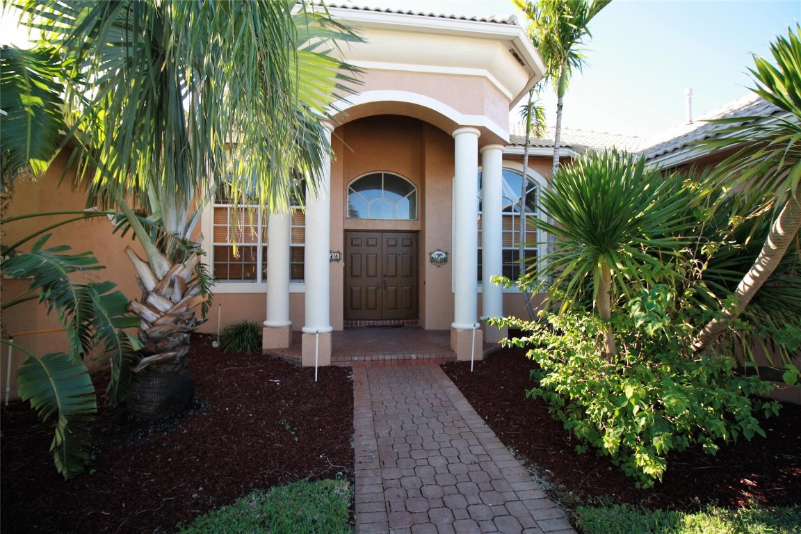 Pembroke Falls -Palm Cove - Residential Lease