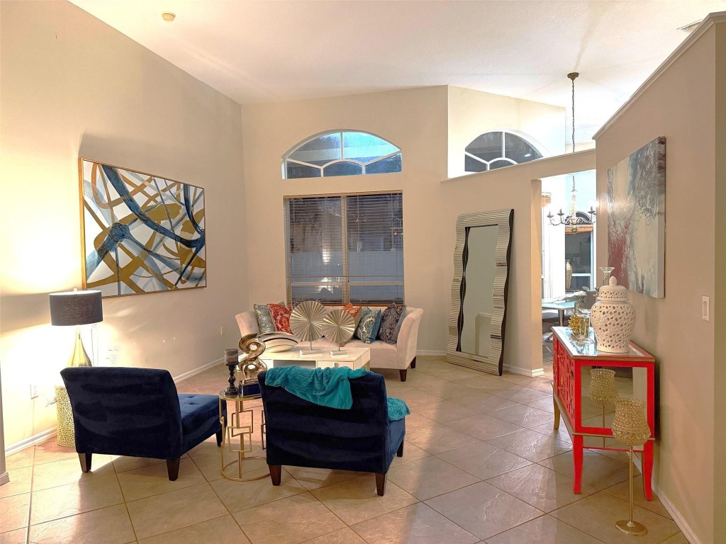 Pembroke Falls -Palm Cove - Residential Lease