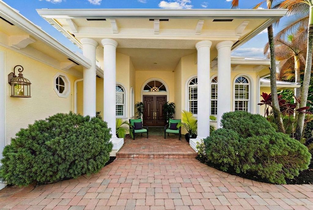 Photo of 3810 SW Canoe Creek Terrace, Palm City, FL 34990 (MLS # B26011554)