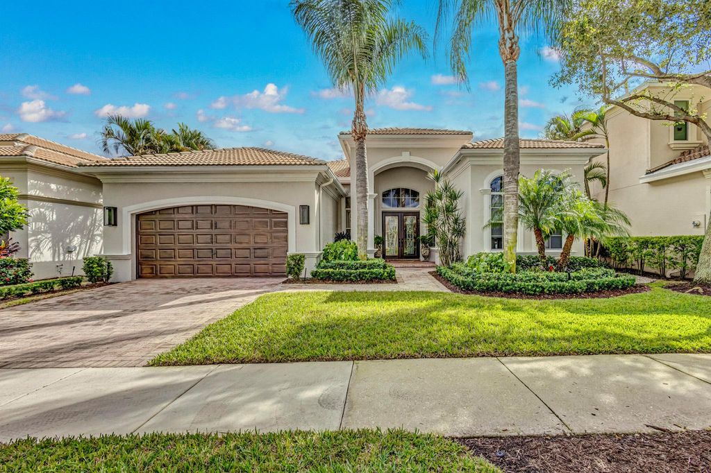 Photo of 328 Vizcaya Drive, Palm Beach Gardens, FL 33418 (MLS # R10916657)