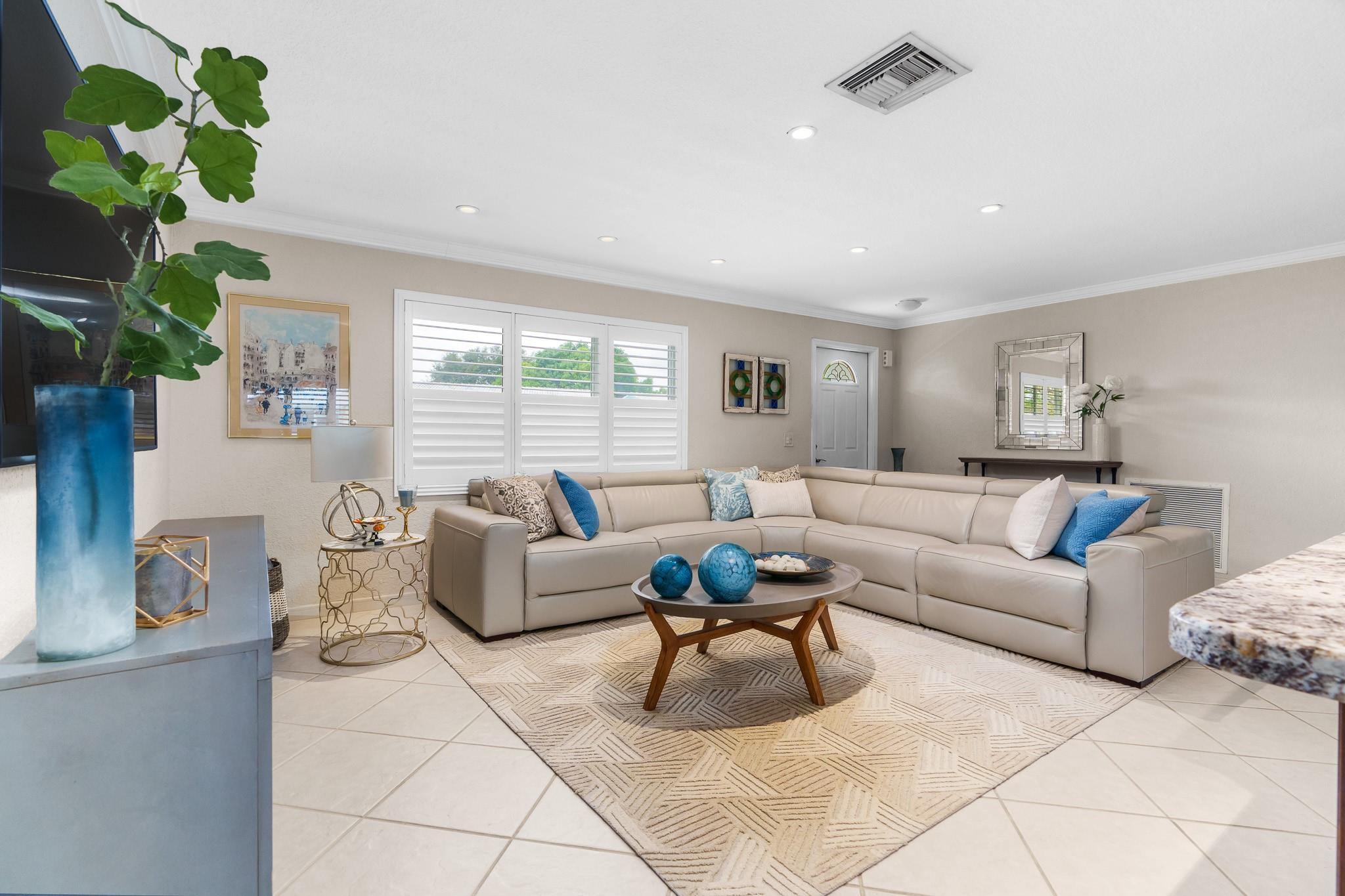 Lauderdale West 2 Sec 78- - Residential
