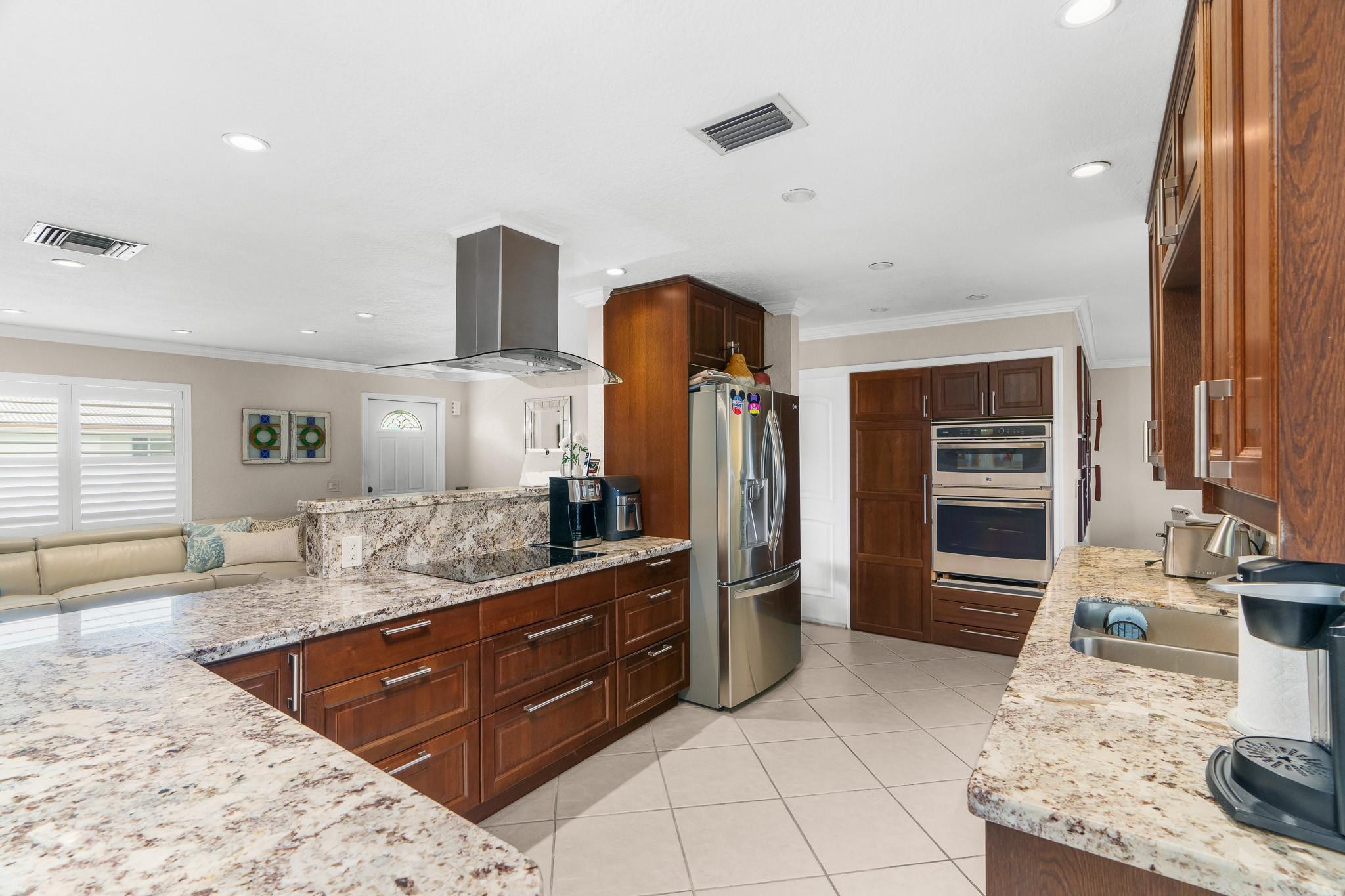 Lauderdale West 2 Sec 78- - Residential