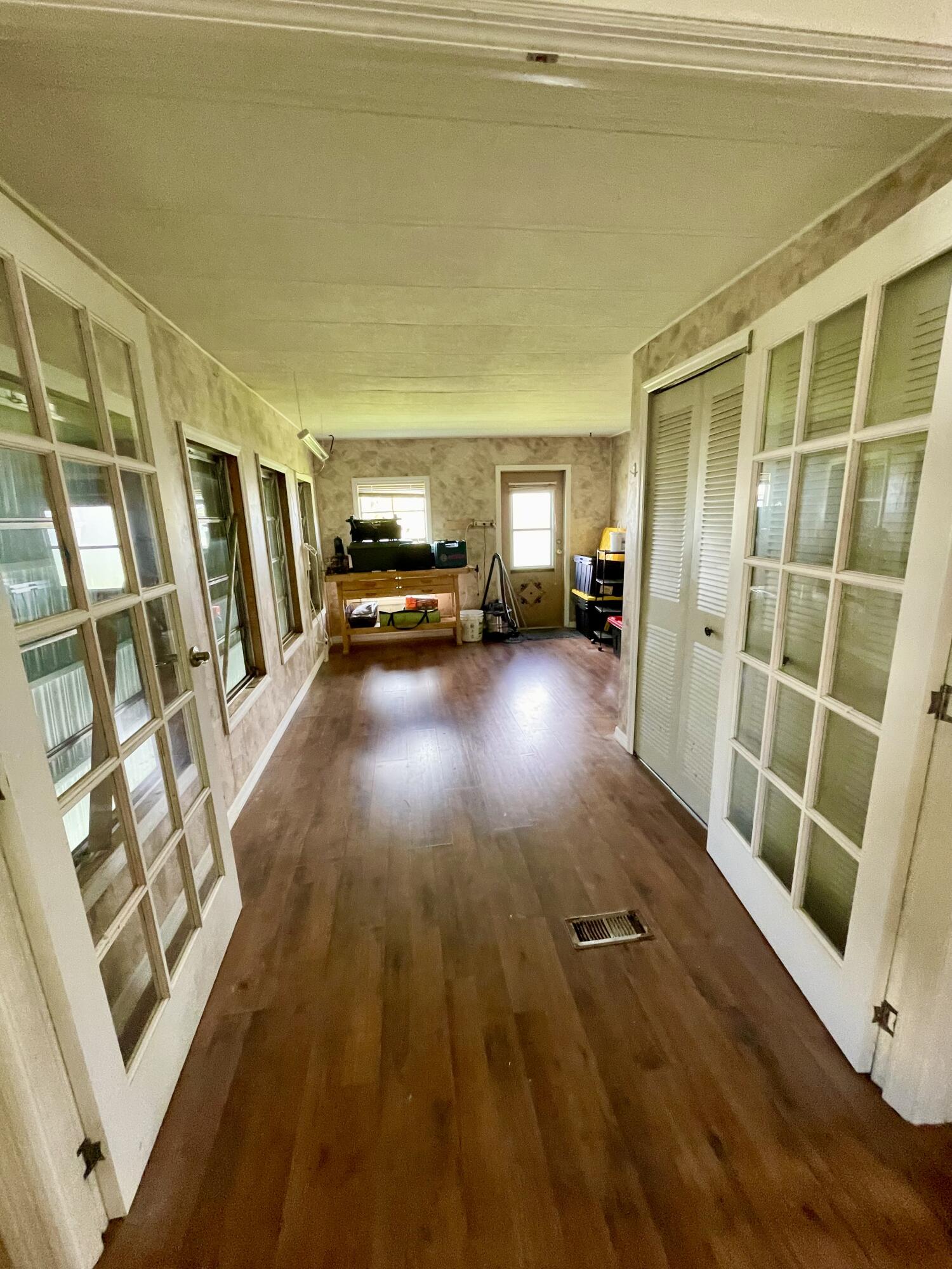 Spanish Lakes Riverfront - Residential