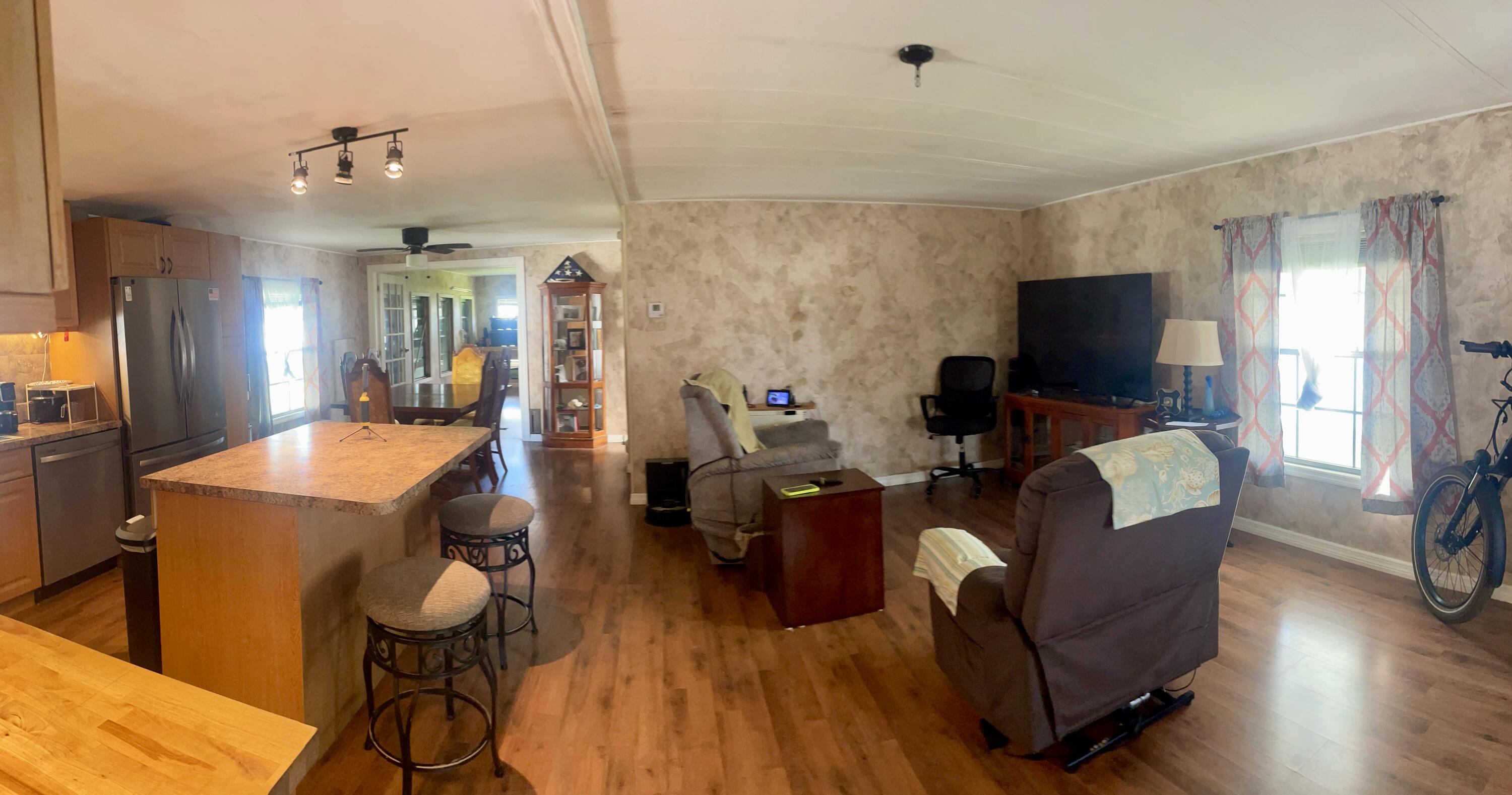 Spanish Lakes Riverfront - Residential