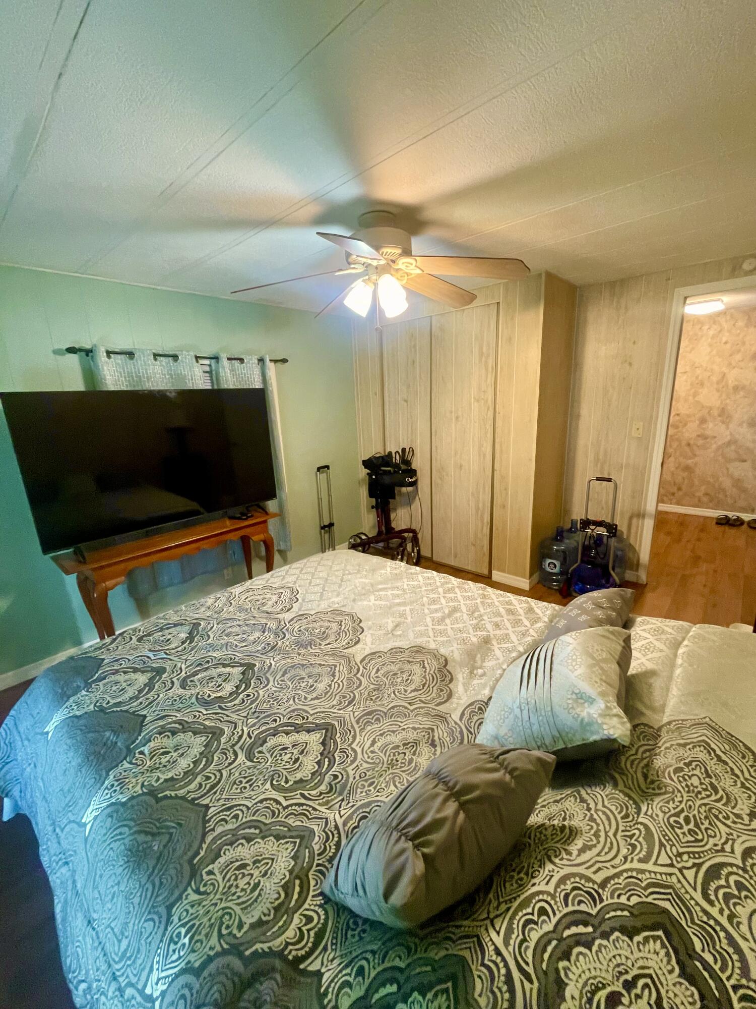 Spanish Lakes Riverfront - Residential