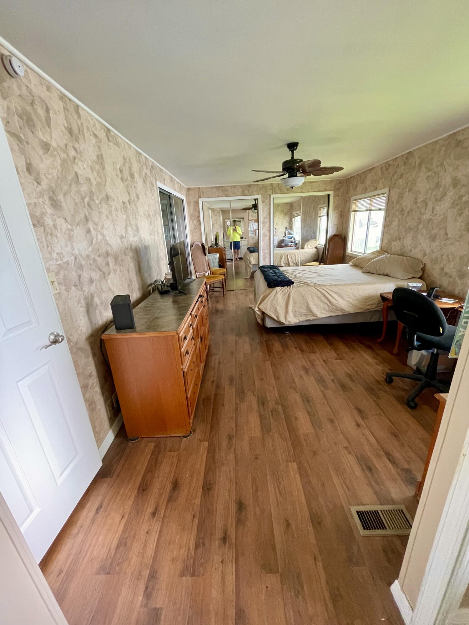 Spanish Lakes Riverfront - Residential