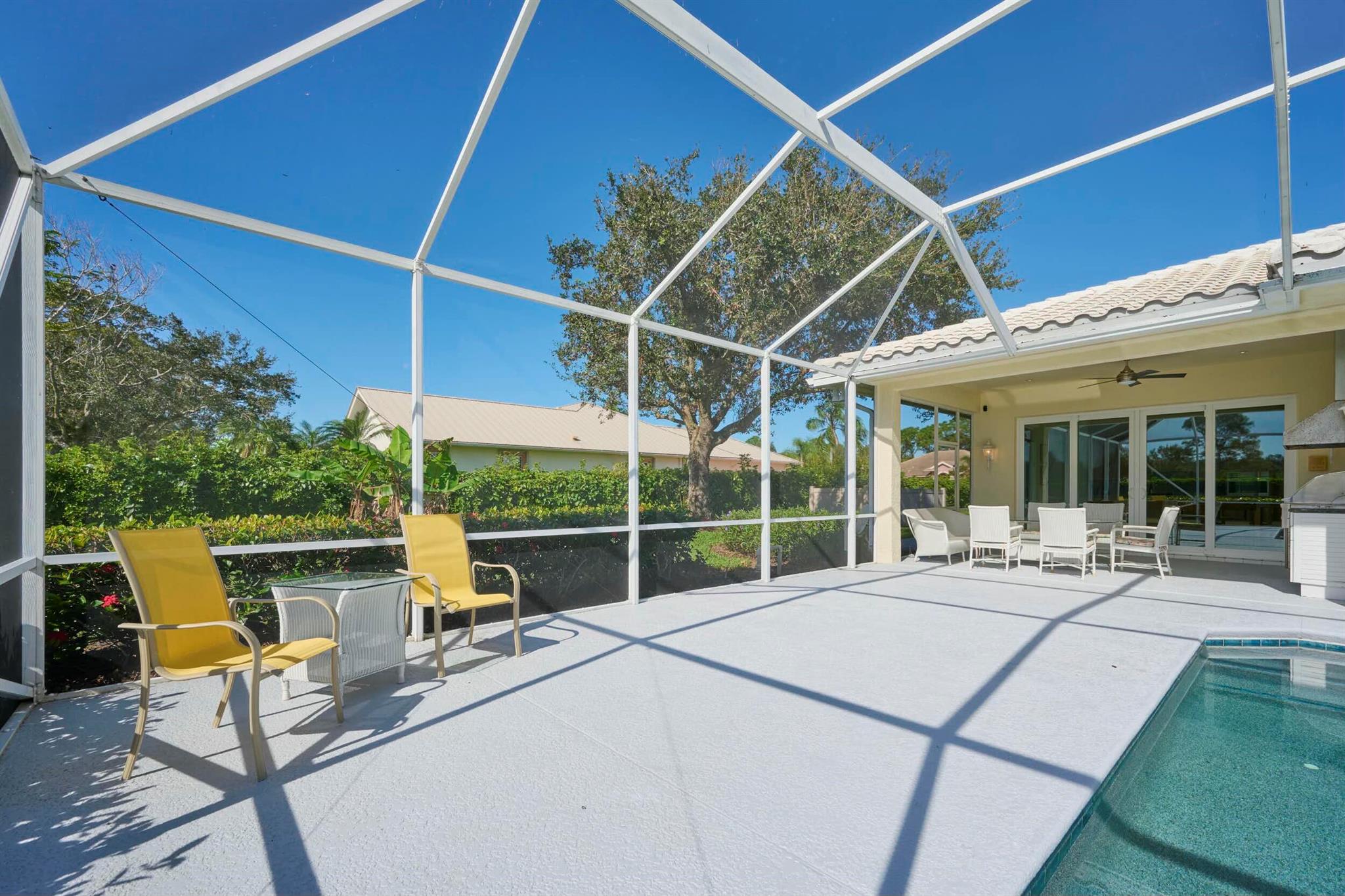 MONTE CARLO COUNTRY CLUB - Residential