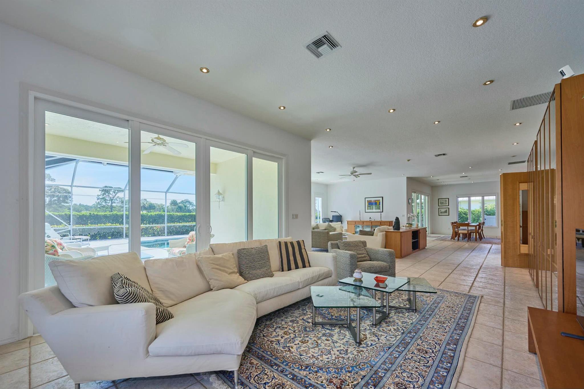 9409 Bunting Lane