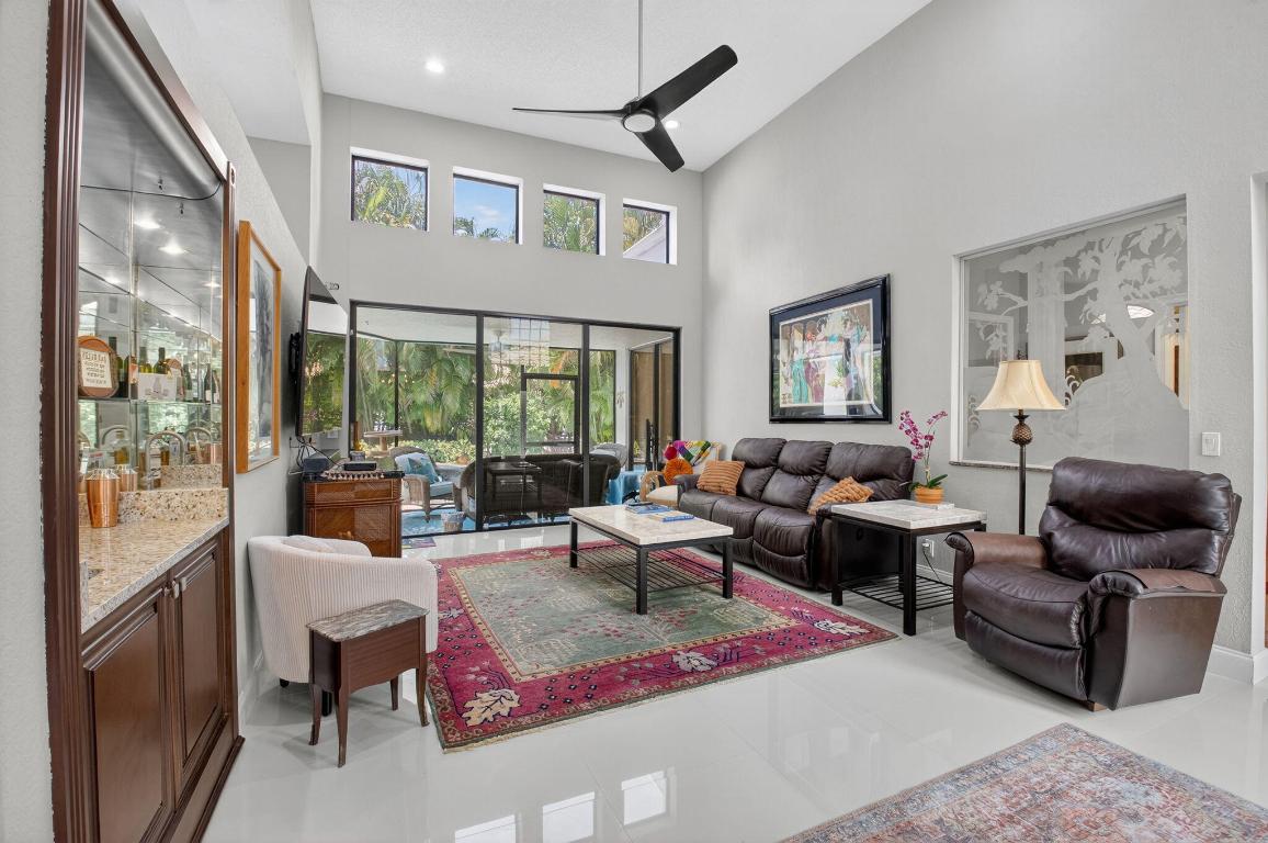 OAK RUN OF ARVIDA COUNTRY CLUB - Residential