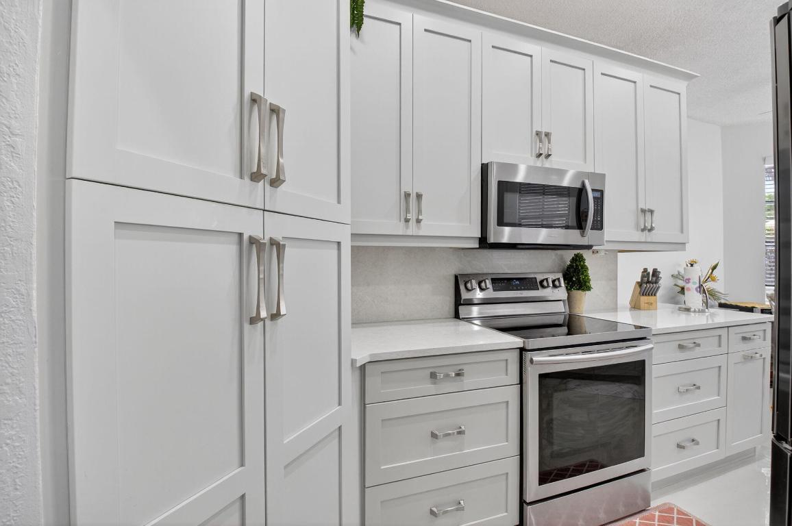 OAK RUN OF ARVIDA COUNTRY CLUB - Residential