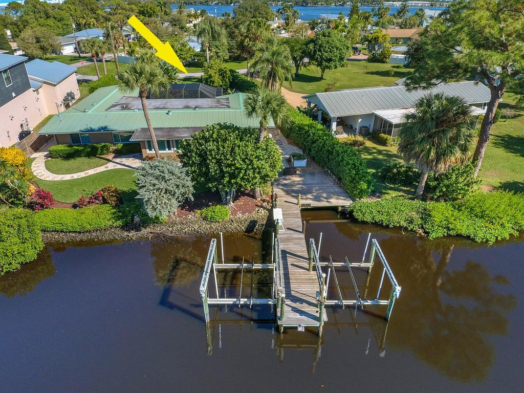 Photo of 1282 SW Pelican Crescent, Palm City, FL 34990 (MLS # R11122445)