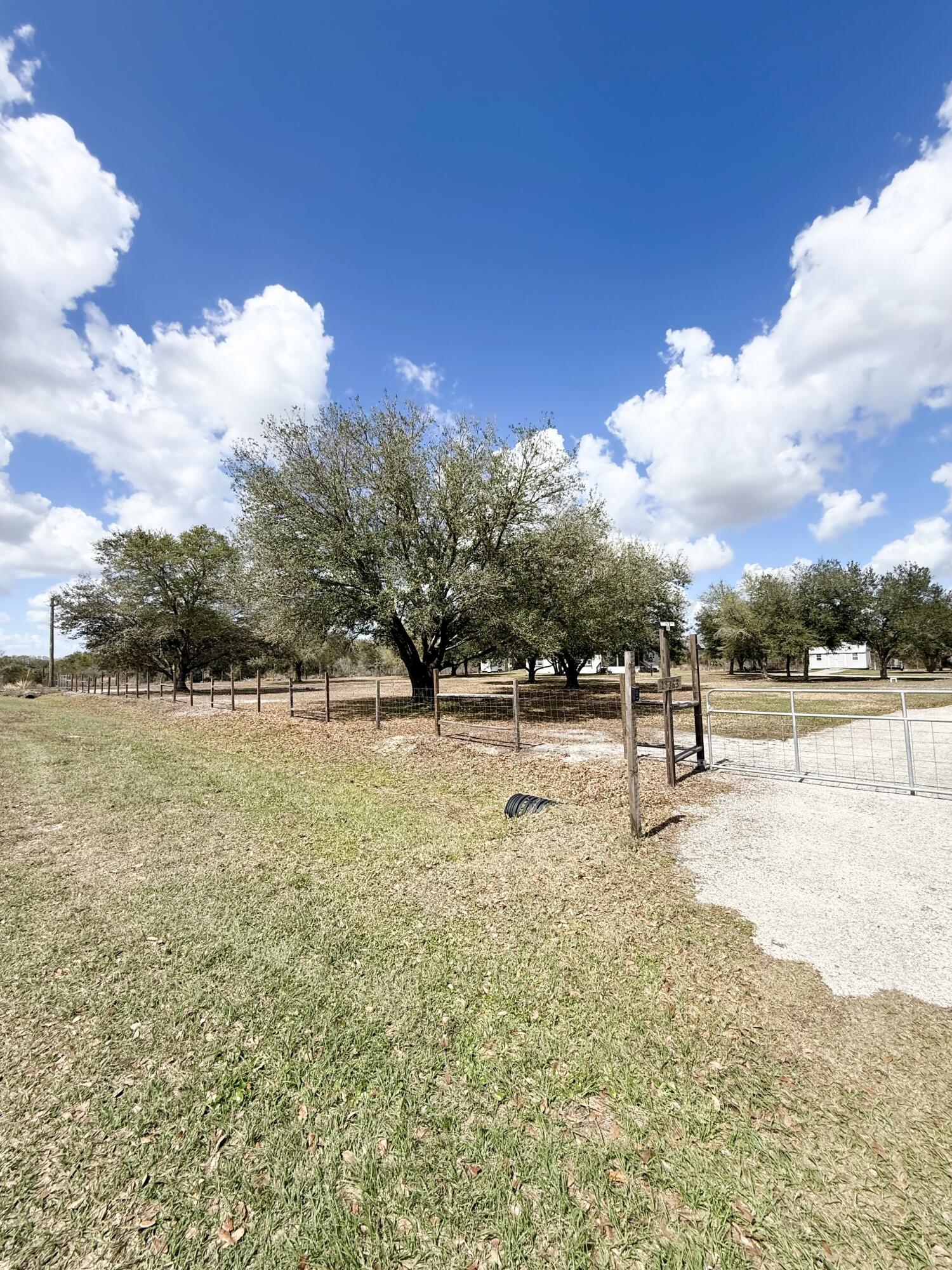 THE SOUTHERN COLONIZATION - Residential