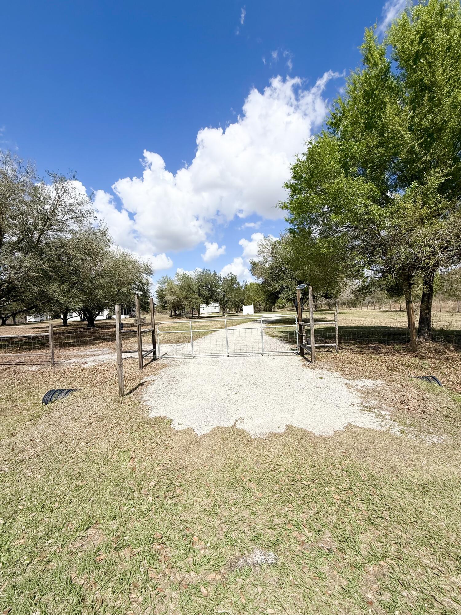 THE SOUTHERN COLONIZATION - Residential