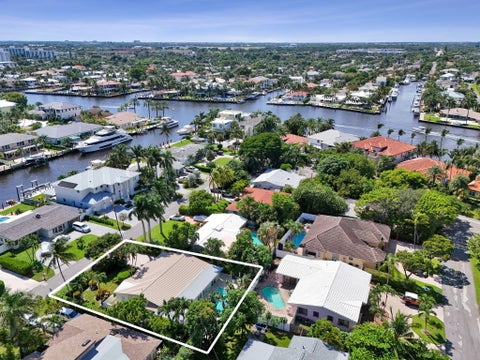 Tiny photo for 3207 DOVER Road, Pompano Beach, FL 33062 (MLS # B26086418)