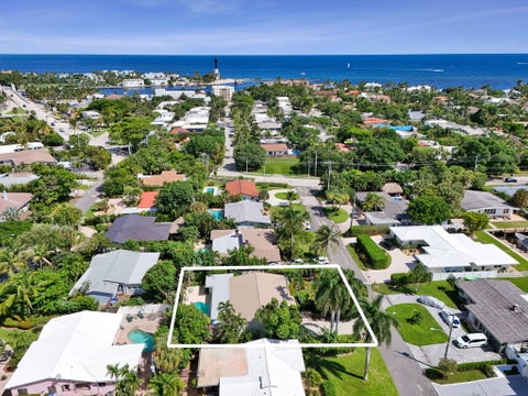 Tiny photo for 3207 DOVER Road, Pompano Beach, FL 33062 (MLS # B26086418)