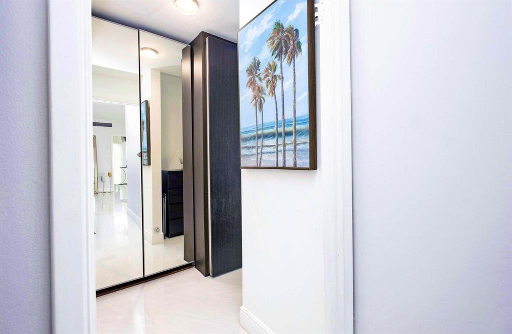 LA RENAISSANCE - Residential