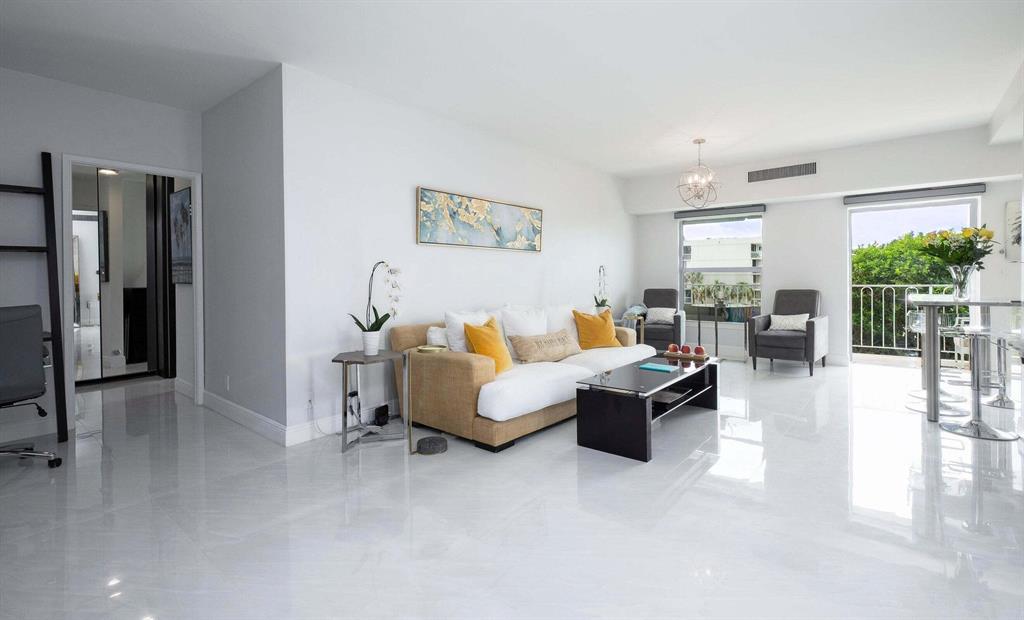 LA RENAISSANCE - Residential