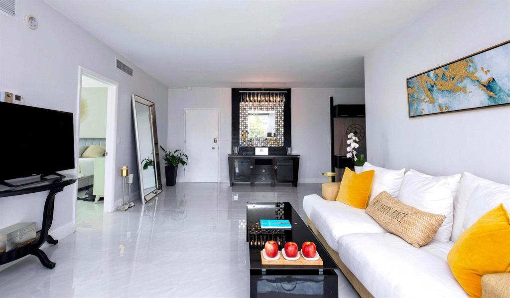 LA RENAISSANCE - Residential