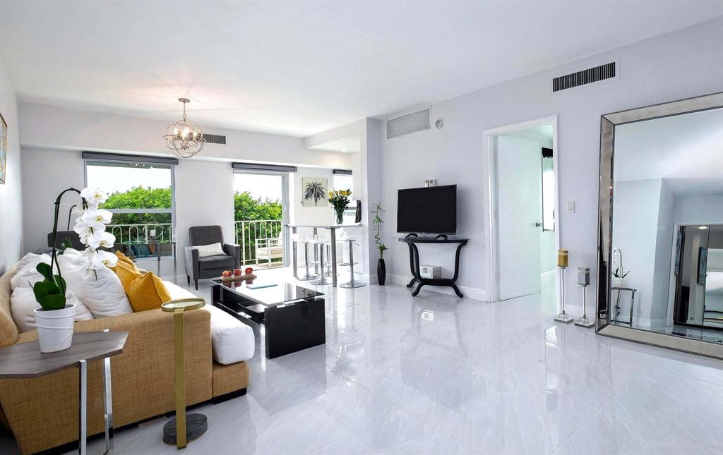 LA RENAISSANCE - Residential