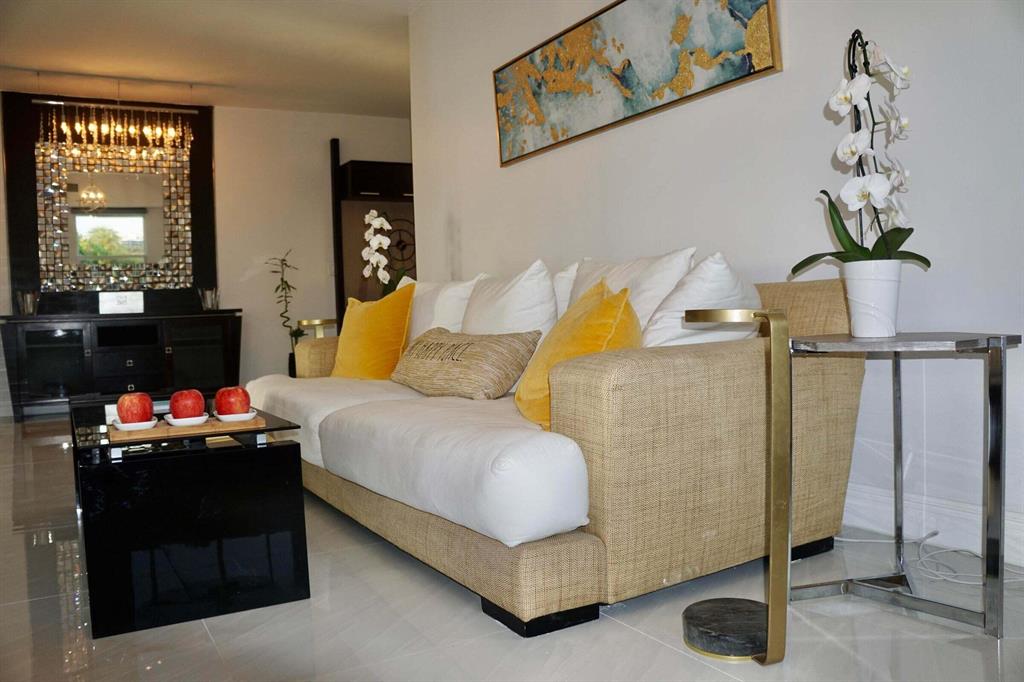 LA RENAISSANCE - Residential