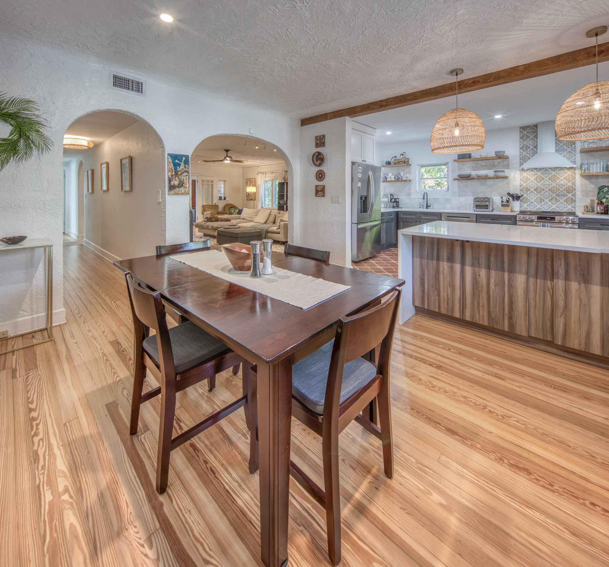 LAKE WORTH TOWN OF - Residential